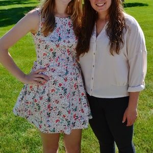 Gap Floral Mini Sundress 🕶